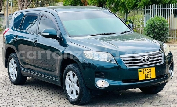 Buy Used Toyota Vanguard Green Car in Dar es Salaam in Dar es Salaam