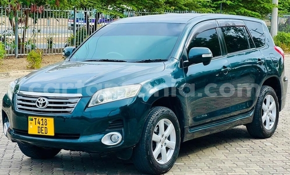 Buy Used Toyota Vanguard Green Car in Dar es Salaam in Dar es Salaam Buy Used Toyota Vanguard Green Car in Dar es Salaam in Dar es Salaam