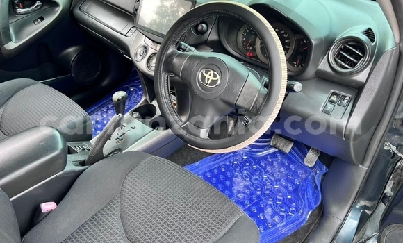 Buy Used Toyota Vanguard Green Car in Dar es Salaam in Dar es Salaam Buy Used Toyota Vanguard Green Car in Dar es Salaam in Dar es Salaam