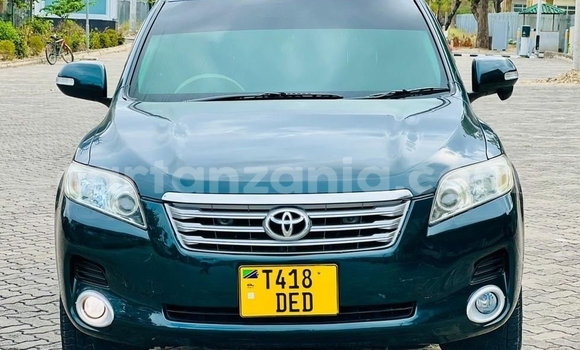 Buy Used Toyota Vanguard Green Car in Dar es Salaam in Dar es Salaam Buy Used Toyota Vanguard Green Car in Dar es Salaam in Dar es Salaam