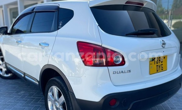 Nunua Ilio tumika Nissan Dualis Nyeupe Gari ndani ya Dar es Salaam nchini Dar es Salaam Nunua Ilio tumika Nissan Dualis Nyeupe Gari ndani ya Dar es Salaam nchini Dar es Salaam