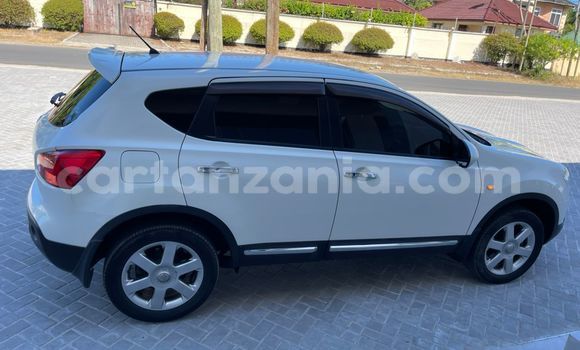 Nunua Ilio tumika Nissan Dualis Nyeupe Gari ndani ya Dar es Salaam nchini Dar es Salaam Nunua Ilio tumika Nissan Dualis Nyeupe Gari ndani ya Dar es Salaam nchini Dar es Salaam