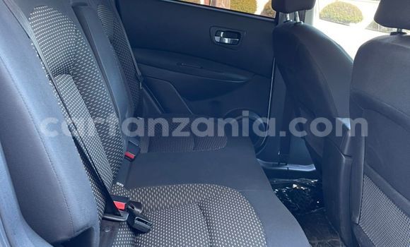 Nunua Ilio tumika Nissan Dualis Nyeupe Gari ndani ya Dar es Salaam nchini Dar es Salaam Nunua Ilio tumika Nissan Dualis Nyeupe Gari ndani ya Dar es Salaam nchini Dar es Salaam