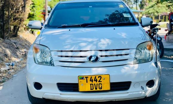 Nunua Ilio tumika Toyota IST Fedha Gari ndani ya Dar es Salaam nchini Dar es Salaam Nunua Ilio tumika Toyota IST Fedha Gari ndani ya Dar es Salaam nchini Dar es Salaam