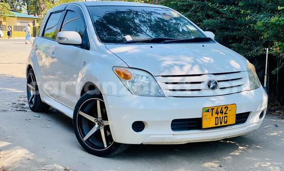Nunua Ilio tumika Toyota IST Fedha Gari ndani ya Dar es Salaam nchini Dar es Salaam Nunua Ilio tumika Toyota IST Fedha Gari ndani ya Dar es Salaam nchini Dar es Salaam