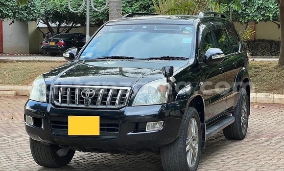Nunua Ilio tumika Toyota Prado Nyeusi Gari ndani ya Dar es Salaam nchini Dar es Salaam Nunua Ilio tumika Toyota Prado Nyeusi Gari ndani ya Dar es Salaam nchini Dar es Salaam