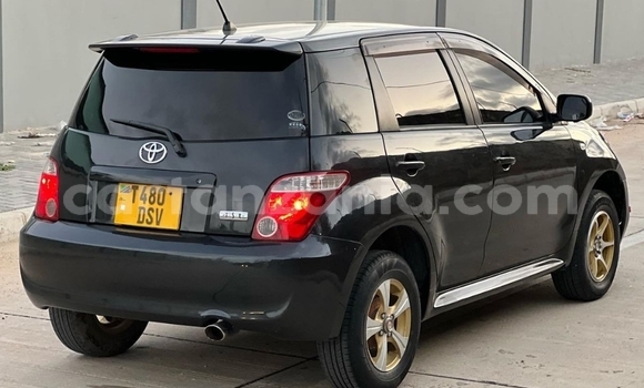 Buy Used Toyota IST Black Car in Dar es Salaam in Dar es Salaam Buy Used Toyota IST Black Car in Dar es Salaam in Dar es Salaam