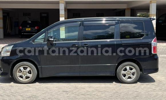 Nunua Imported Toyota Noah Nyeusi Gari ndani ya Dar es Salaam nchini Dar es Salaam Nunua Imported Toyota Noah Nyeusi Gari ndani ya Dar es Salaam nchini Dar es Salaam