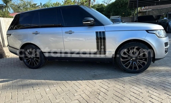 Buy Used Land Rover Range Rover Vogue Silver Car in Dar es Salaam in Dar es Salaam