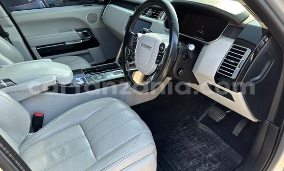 Buy Used Land Rover Range Rover Vogue Silver Car in Dar es Salaam in Dar es Salaam Buy Used Land Rover Range Rover Vogue Silver Car in Dar es Salaam in Dar es Salaam