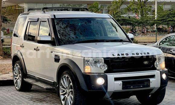 Buy Import Land Rover Discovery Silver Car in Dar es Salaam in Dar es Salaam Buy Import Land Rover Discovery Silver Car in Dar es Salaam in Dar es Salaam