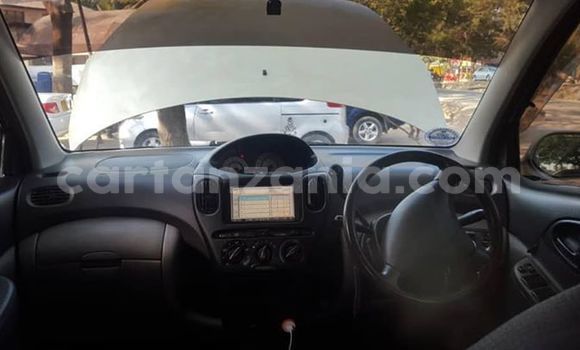 Nunua Ilio tumika Toyota FunCargo Kijani Gari ndani ya Dar es Salaam nchini Dar es Salaam Nunua Ilio tumika Toyota FunCargo Kijani Gari ndani ya Dar es Salaam nchini Dar es Salaam