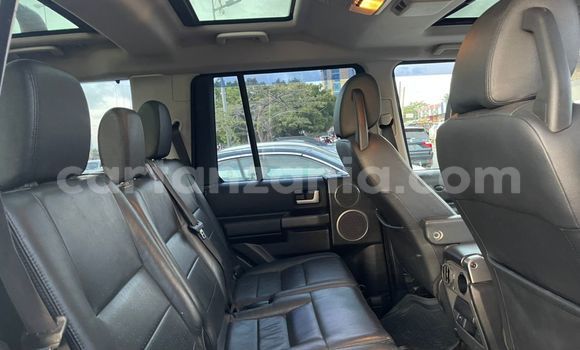 Buy Import Land Rover Discovery Silver Car in Dar es Salaam in Dar es Salaam Buy Import Land Rover Discovery Silver Car in Dar es Salaam in Dar es Salaam