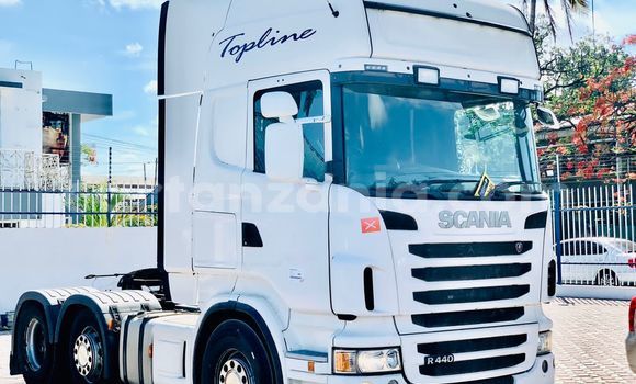 Buy Import Scania R420 White Truck in Dar es Salaam in Dar es Salaam Buy Import Scania R420 White Truck in Dar es Salaam in Dar es Salaam