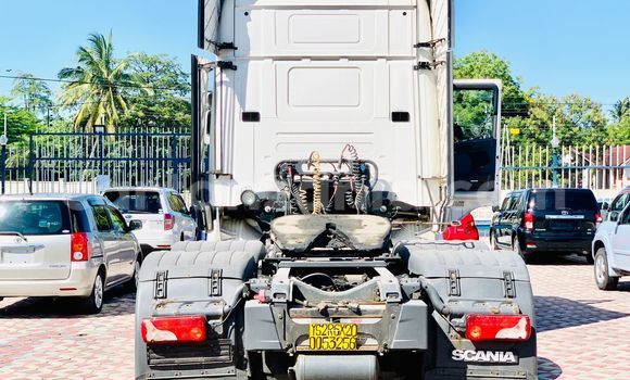 Buy Import Scania R420 White Truck in Dar es Salaam in Dar es Salaam Buy Import Scania R420 White Truck in Dar es Salaam in Dar es Salaam