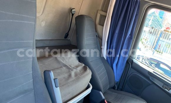 Buy Import Scania R420 White Truck in Dar es Salaam in Dar es Salaam Buy Import Scania R420 White Truck in Dar es Salaam in Dar es Salaam