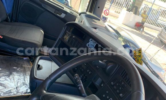 Buy Import Scania R420 White Truck in Dar es Salaam in Dar es Salaam Buy Import Scania R420 White Truck in Dar es Salaam in Dar es Salaam