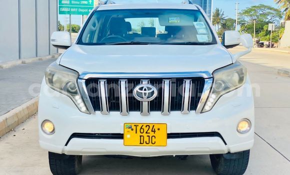 Buy Used Toyota Land Cruiser Prado White Car in Dar es Salaam in Dar es Salaam Buy Used Toyota Land Cruiser Prado White Car in Dar es Salaam in Dar es Salaam