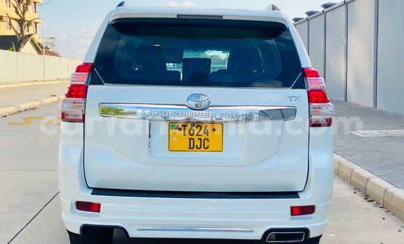 Buy Used Toyota Land Cruiser White Car in Dar es Salaam in Dar es Salaam Buy Used Toyota Land Cruiser White Car in Dar es Salaam in Dar es Salaam