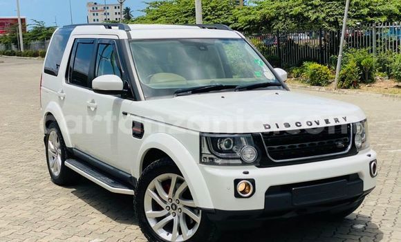 Buy Used Land Rover Discovery White Car in Dar es Salaam in Dar es Salaam