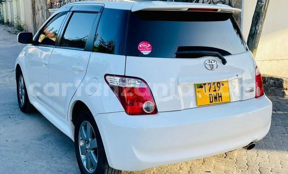 Nunua Ilio tumika Toyota IST Nyeupe Gari ndani ya Dar es Salaam nchini Dar es Salaam Nunua Ilio tumika Toyota IST Nyeupe Gari ndani ya Dar es Salaam nchini Dar es Salaam
