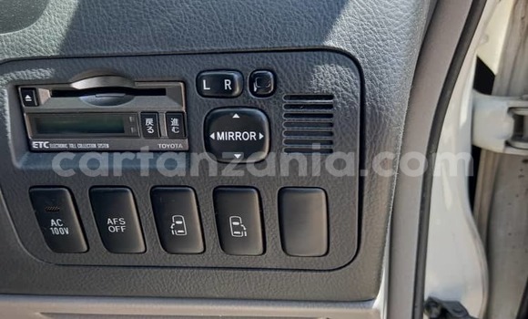 Nunua Imported Toyota Alphard Nyeupe Gari ndani ya Dar es Salaam nchini Dar es Salaam Nunua Imported Toyota Alphard Nyeupe Gari ndani ya Dar es Salaam nchini Dar es Salaam