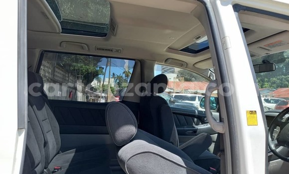 Nunua Imported Toyota Alphard Nyeupe Gari ndani ya Dar es Salaam nchini Dar es Salaam Nunua Imported Toyota Alphard Nyeupe Gari ndani ya Dar es Salaam nchini Dar es Salaam