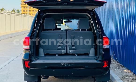 Buy Import Toyota Land Cruiser Black Car in Dar es Salaam in Dar es Salaam Buy Import Toyota Land Cruiser Black Car in Dar es Salaam in Dar es Salaam