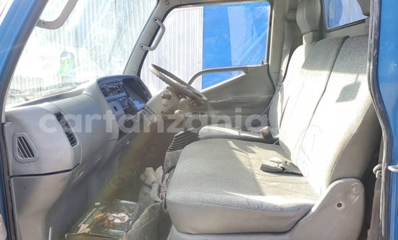 Buy Import Mitsubishi Fuso Fighter Blue Truck in Dar es Salaam in Dar es Salaam Buy Import Mitsubishi Fuso Fighter Blue Truck in Dar es Salaam in Dar es Salaam