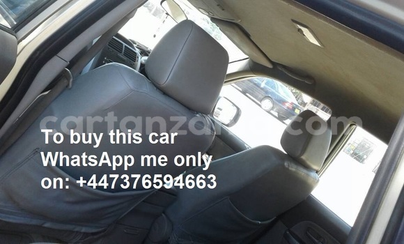 Nunua Ilio tumika Suzuki Grand Vitara Beige Gari ndani ya Dar es Salaam nchini Dar es Salaam Nunua Ilio tumika Suzuki Grand Vitara Beige Gari ndani ya Dar es Salaam nchini Dar es Salaam