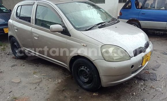 Nunua Ilio tumika Toyota Vitz Fedha Gari ndani ya Dar es Salaam nchini Dar es Salaam Nunua Ilio tumika Toyota Vitz Fedha Gari ndani ya Dar es Salaam nchini Dar es Salaam