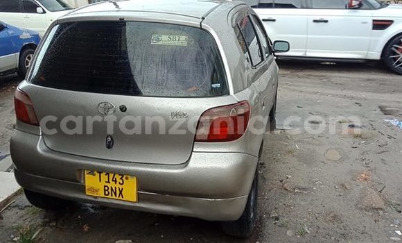 Nunua Ilio tumika Toyota Vitz Fedha Gari ndani ya Dar es Salaam nchini Dar es Salaam Nunua Ilio tumika Toyota Vitz Fedha Gari ndani ya Dar es Salaam nchini Dar es Salaam