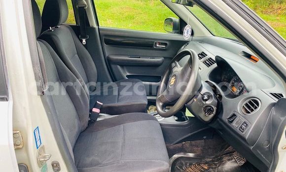 Nunua Ilio tumika Suzuki Swift Nyeupe Gari ndani ya Dar es Salaam nchini Dar es Salaam Nunua Ilio tumika Suzuki Swift Nyeupe Gari ndani ya Dar es Salaam nchini Dar es Salaam