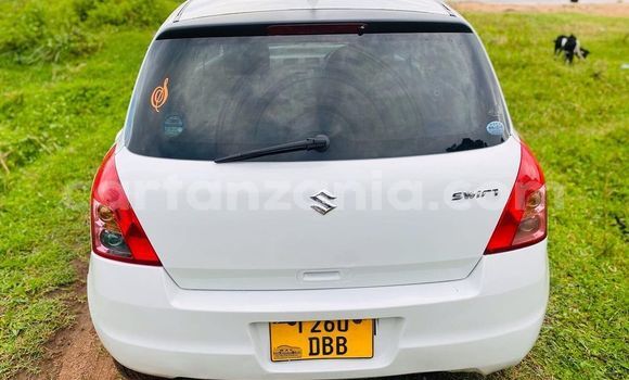 Nunua Ilio tumika Suzuki Swift Nyeupe Gari ndani ya Dar es Salaam nchini Dar es Salaam Nunua Ilio tumika Suzuki Swift Nyeupe Gari ndani ya Dar es Salaam nchini Dar es Salaam