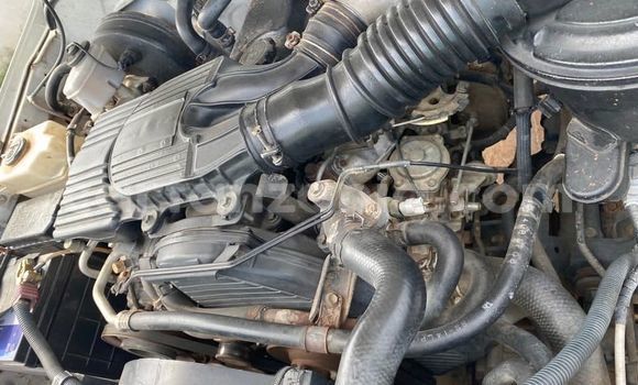 Nunua Ilio tumika Toyota Hilux Nyeupe Gari ndani ya Dar es Salaam nchini Dar es Salaam Nunua Ilio tumika Toyota Hilux Nyeupe Gari ndani ya Dar es Salaam nchini Dar es Salaam