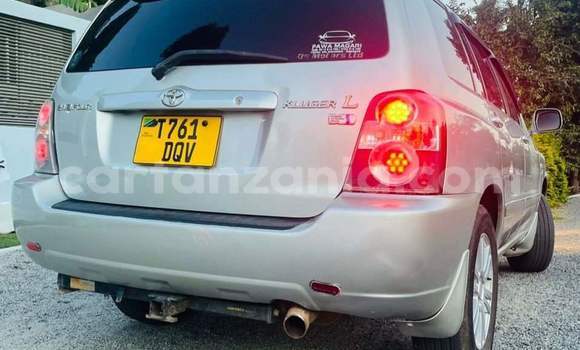 Nunua Ilio tumika Toyota Kluger Fedha Gari ndani ya Dar es Salaam nchini Dar es Salaam Nunua Ilio tumika Toyota Kluger Fedha Gari ndani ya Dar es Salaam nchini Dar es Salaam