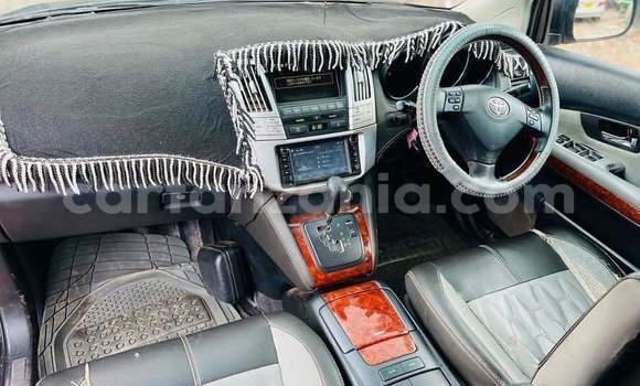 Nunua Ilio tumika Toyota Harrier Nyeusi Gari ndani ya Mwanza nchini Mwanza Nunua Ilio tumika Toyota Harrier Nyeusi Gari ndani ya Mwanza nchini Mwanza