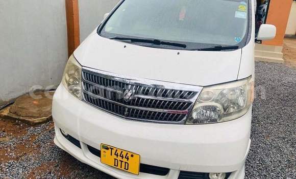Nunua Ilio tumika Toyota Alphard Nyeupe Gari ndani ya Mwanza nchini Mwanza
