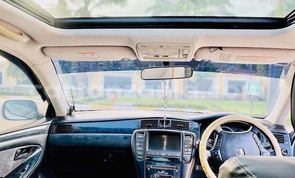 Nunua Ilio tumika Toyota Crown Fedha Gari ndani ya Mwanza nchini Mwanza Nunua Ilio tumika Toyota Crown Fedha Gari ndani ya Mwanza nchini Mwanza