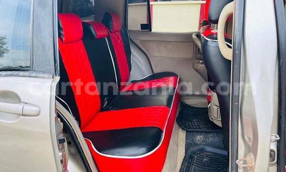 Buy Used Toyota Raum Silver Car in Mwanza in Mwanza Buy Used Toyota Raum Silver Car in Mwanza in Mwanza