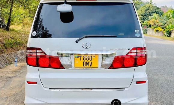 Nunua Ilio tumika Toyota Alphard Nyeupe Gari ndani ya Mwanza nchini Mwanza Nunua Ilio tumika Toyota Alphard Nyeupe Gari ndani ya Mwanza nchini Mwanza