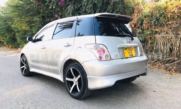 Nunua Ilio tumika Toyota IST Fedha Gari ndani ya Mwanza nchini Mwanza Nunua Ilio tumika Toyota IST Fedha Gari ndani ya Mwanza nchini Mwanza