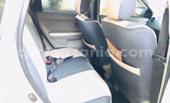 Nunua Ilio tumika Toyota IST Fedha Gari ndani ya Mwanza nchini Mwanza Nunua Ilio tumika Toyota IST Fedha Gari ndani ya Mwanza nchini Mwanza