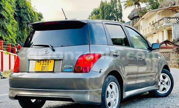 Nunua Ilio tumika Toyota IST Brown Gari ndani ya Mwanza nchini Mwanza Nunua Ilio tumika Toyota IST Brown Gari ndani ya Mwanza nchini Mwanza