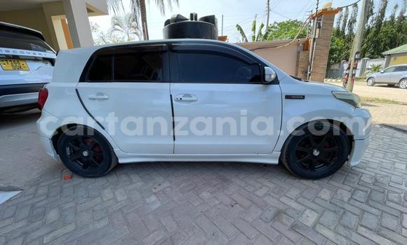 Nunua Ilio tumika Toyota IST Nyeupe Gari ndani ya Dar es Salaam nchini Dar es Salaam Nunua Ilio tumika Toyota IST Nyeupe Gari ndani ya Dar es Salaam nchini Dar es Salaam