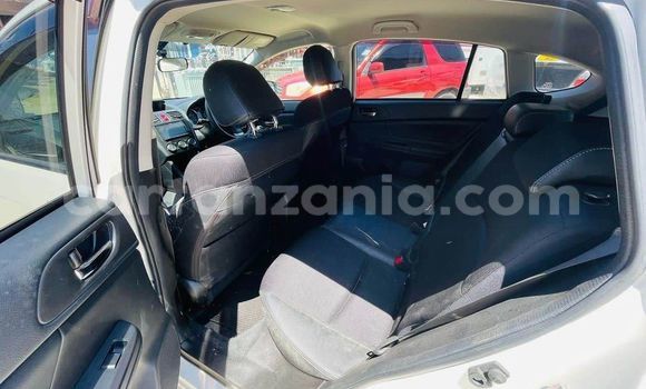 Nunua Ilio tumika Subaru Impreza Nyeupe Gari ndani ya Dar es Salaam nchini Dar es Salaam Nunua Ilio tumika Subaru Impreza Nyeupe Gari ndani ya Dar es Salaam nchini Dar es Salaam