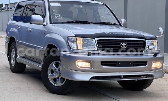 Nunua Imported Toyota Land Cruiser Fedha Gari ndani ya Dar es Salaam nchini Dar es Salaam