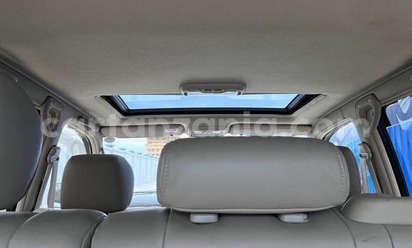 Nunua Imported Toyota Land Cruiser Fedha Gari ndani ya Dar es Salaam nchini Dar es Salaam Nunua Imported Toyota Land Cruiser Fedha Gari ndani ya Dar es Salaam nchini Dar es Salaam