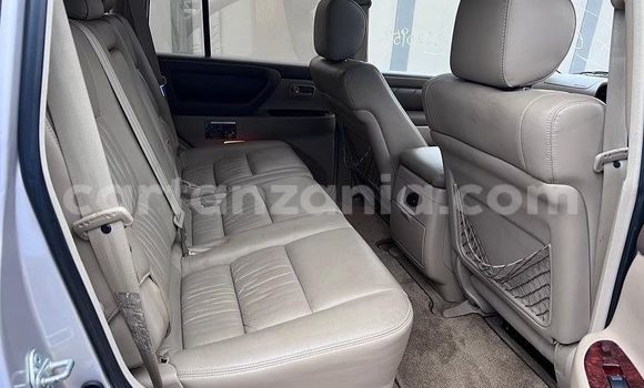 Nunua Imported Toyota Land Cruiser Fedha Gari ndani ya Dar es Salaam nchini Dar es Salaam Nunua Imported Toyota Land Cruiser Fedha Gari ndani ya Dar es Salaam nchini Dar es Salaam