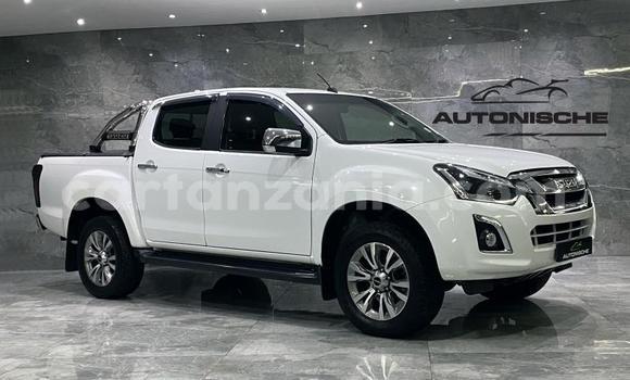 Buy Used Isuzu Adventure White Car in Arusha in Arusha Buy Used Isuzu Adventure White Car in Arusha in Arusha